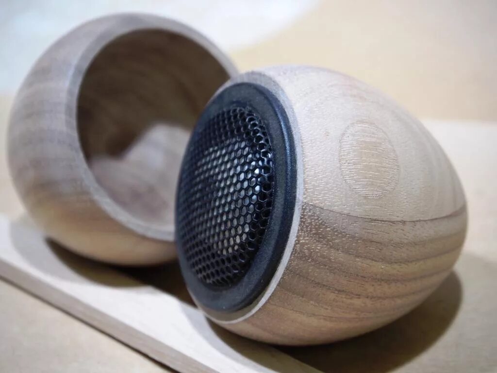 Овальный корпус для пк. Корпус круглый пластиковый. Корпус под mac pro. Корпус под mac pro 2013. Круглый системник.