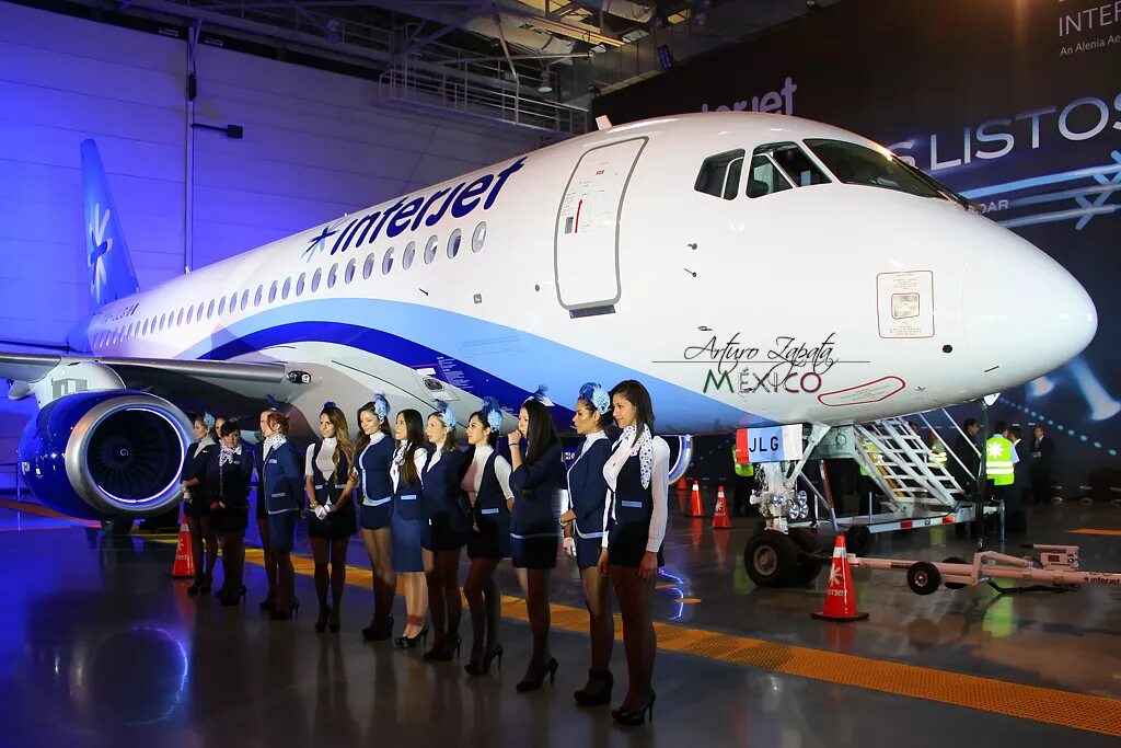 Суперджет последние новости. Sukhoi Superjet 100. Суперджет Интерджет. Суперджет 100 ПАО Яковлев. SSJ 100 Interjet.