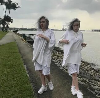 Билли айлиш близкие друзья
