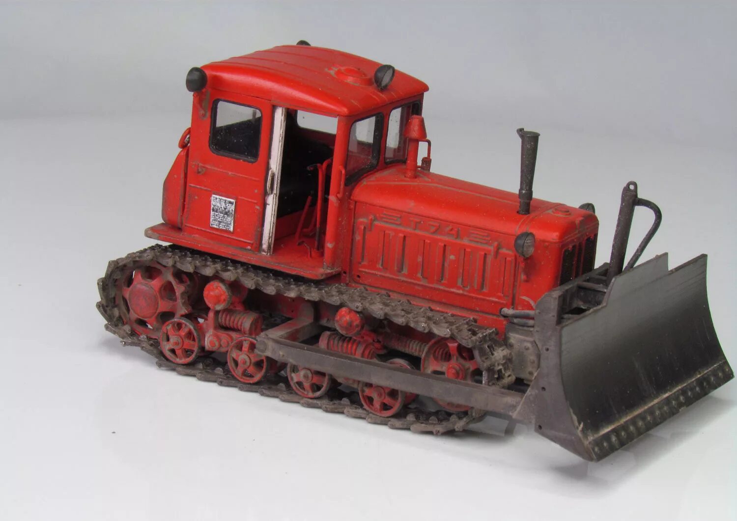 Оранжевый трактор т150. Юмз-6а 1 /43. Грейдер дз 143-1. Дз-143 автогрейдер 1/43. Масштабная.