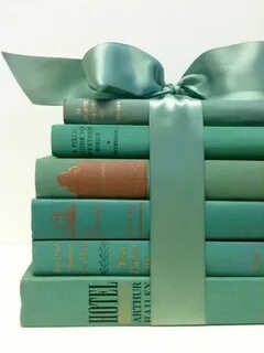 Оттенки зеленого книга