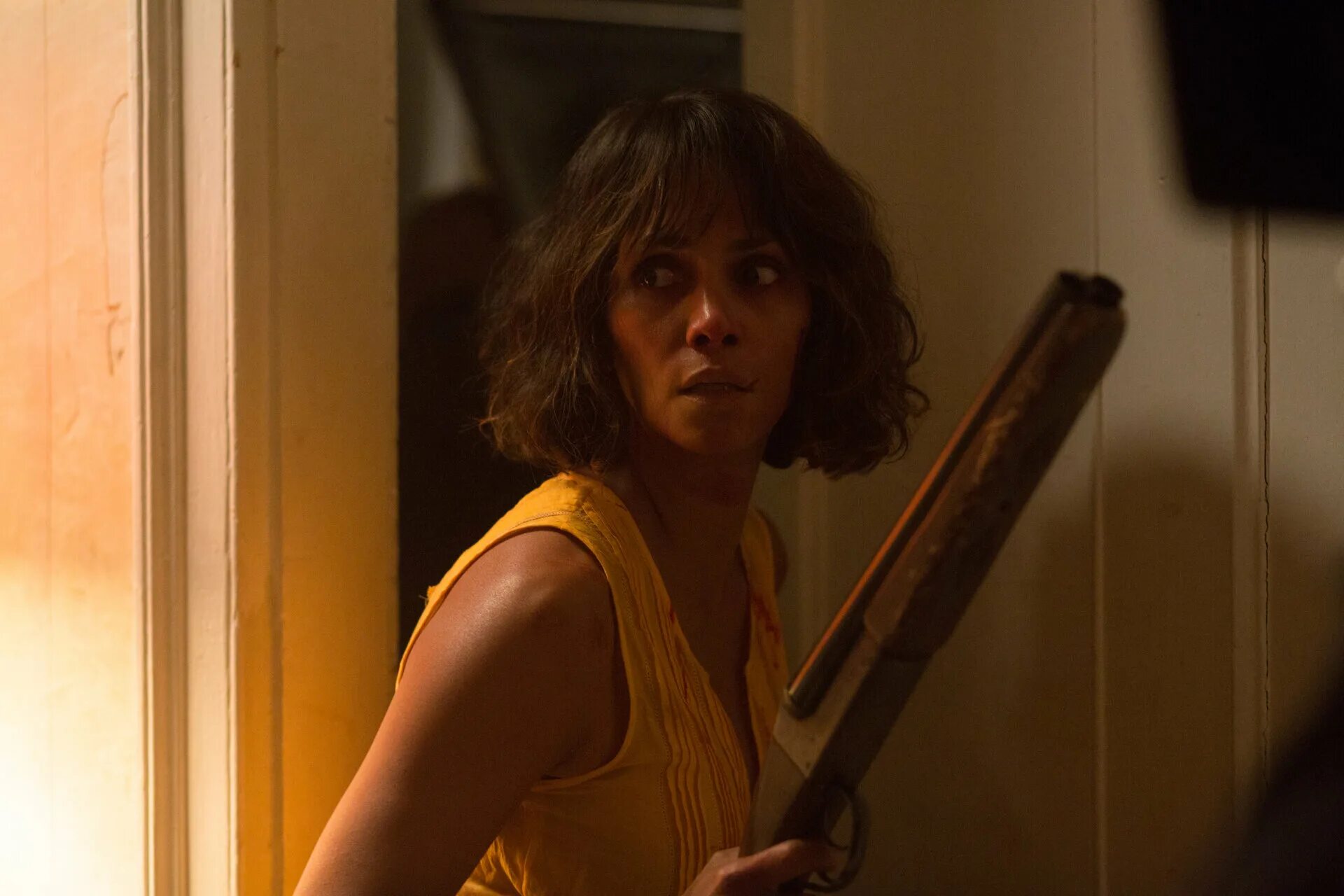 Похищение детей триллеры. Похищение фильм 2011 гонконг. Похищение фильм с холли берри сюжет. Похищение детей триллеры. Похищенная фильм 2011.