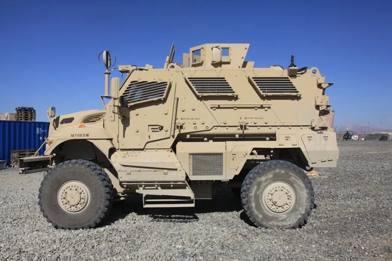 Кугуар 4. Кугуар (MRAP). Бронеавтомобили MRAP "MAXXPRO". Бронеавтомобиль MRAP cougar 4x4. Бронемашина MRAP Кугуар.