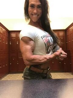 Webcams muscle girl