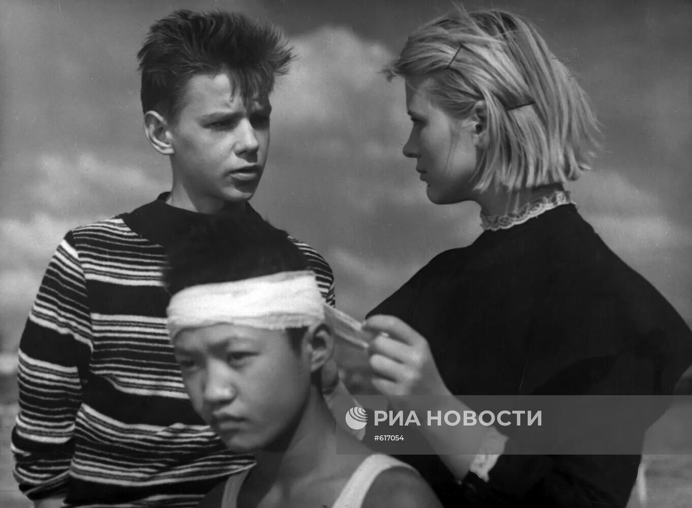 Дикая собака динго каким был филька. Дикая собака динго таня и коля. Дикая собака динго таня и коля. Дикая собака динго (1962). Дикая собака динго каким был филька.