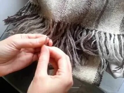 Как сделать бахрому на вязаном шарфе