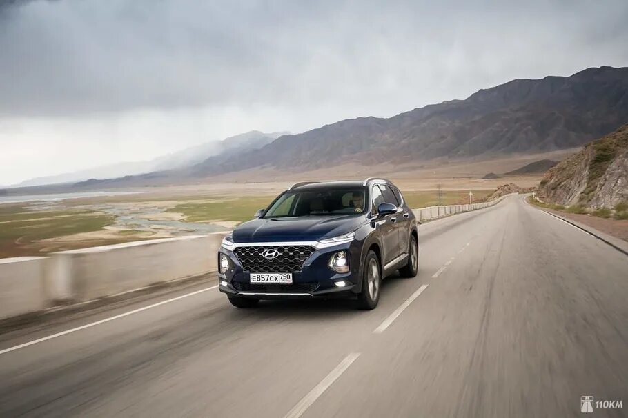 Кадиллак xt6. Cadillac xt6 2020 черный. Hyundai Santa Fe 2020. Хендай Палисад и Кадиллак хт6.