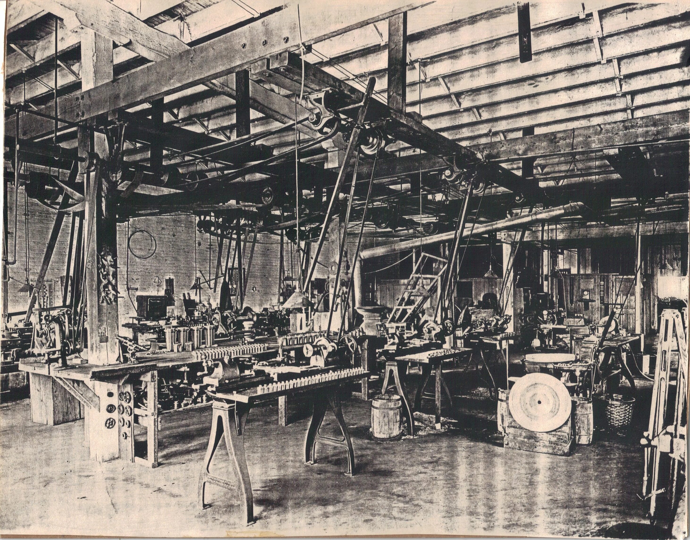 Inside factory. Обогатительная фабрика америка 20 век. old factory. factory inside. bednotown factory.