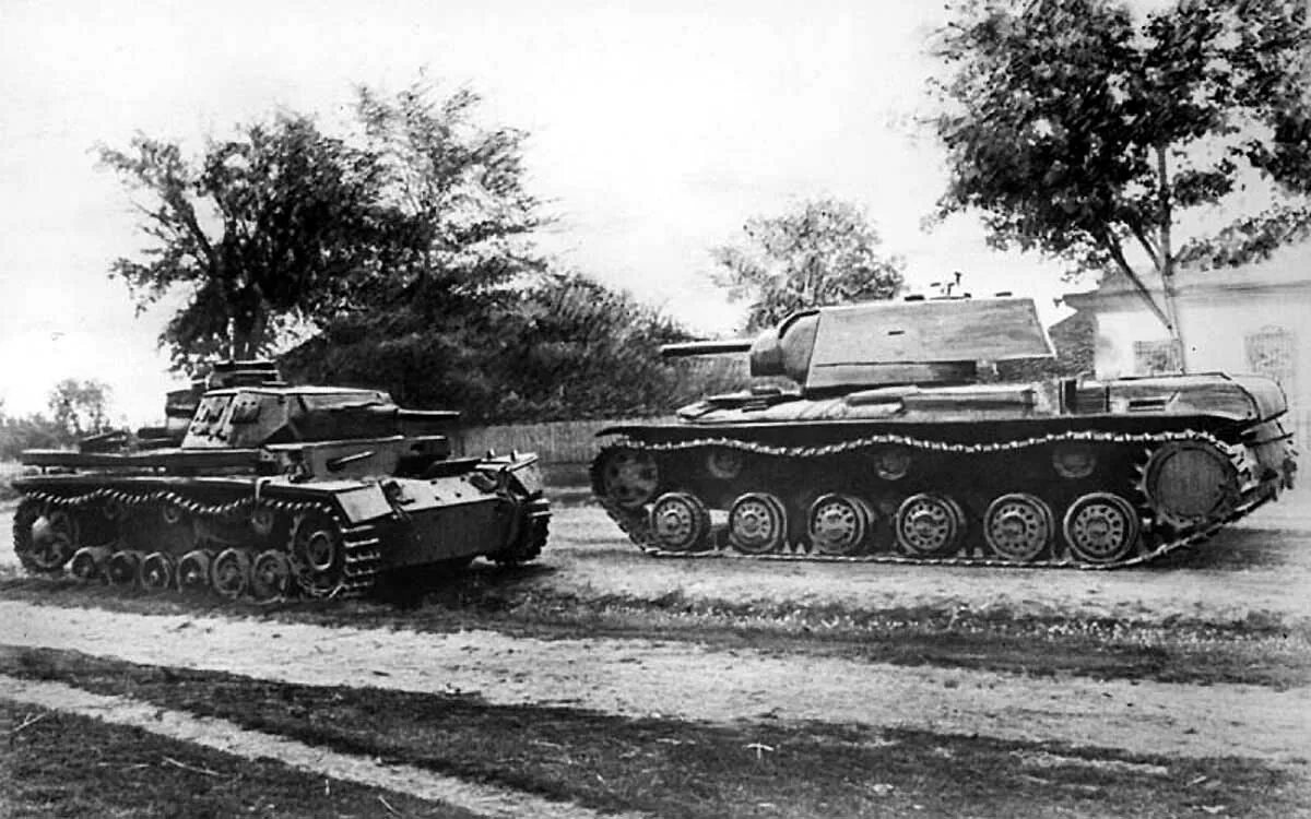 Советские танки 1941 1945. Танк кв 2 1945. танки вов кв 1.