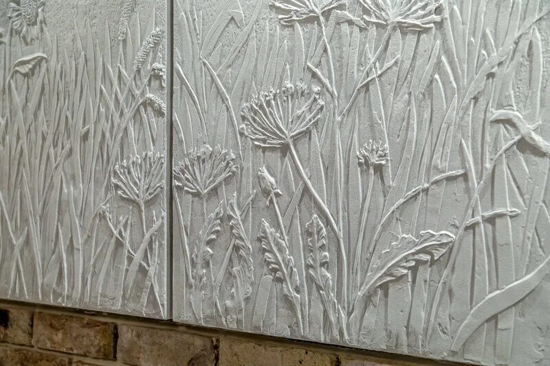Наталья понятова коллаж терра. Барельеф пальмы. Гипсовое панно артполе. Барельеф листьев. Вгт декоративная штукатурка барельеф.