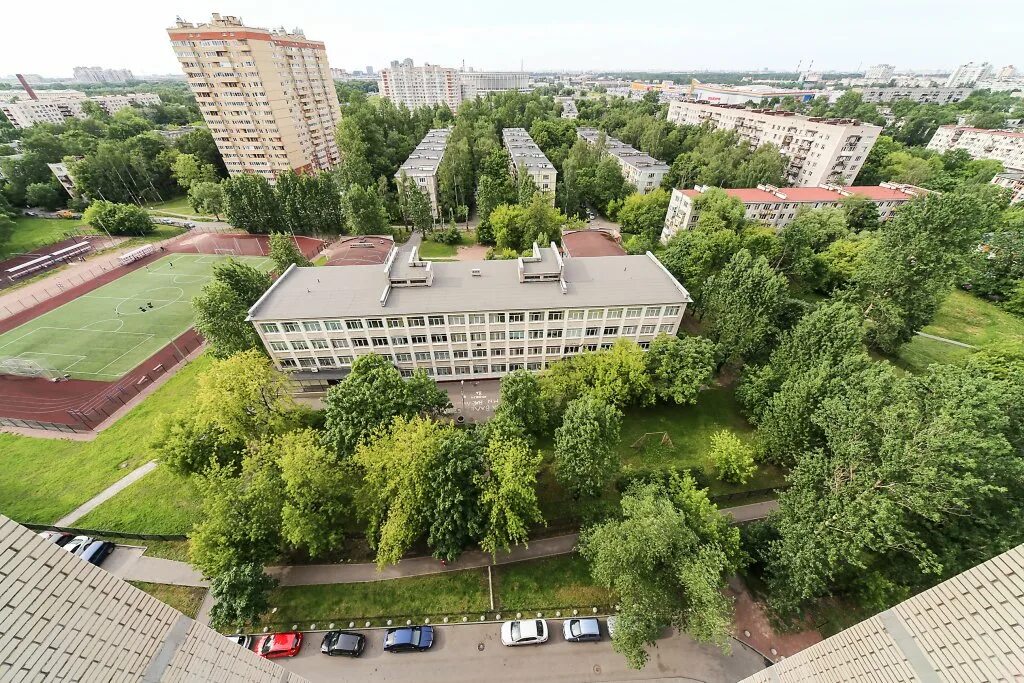 Снять торговое помещение Екатеринбург, проспект Космонавтов, 23А: аренда торгово