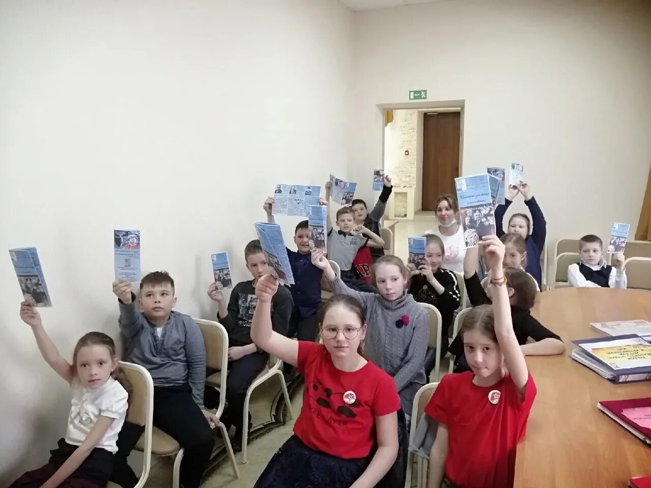 Мбоу сош с пушкино школа. Мбоу пушкинская сош омского района. Частная школа пушкино. Мбоу пушкинская сош. Пушкино школа лого.