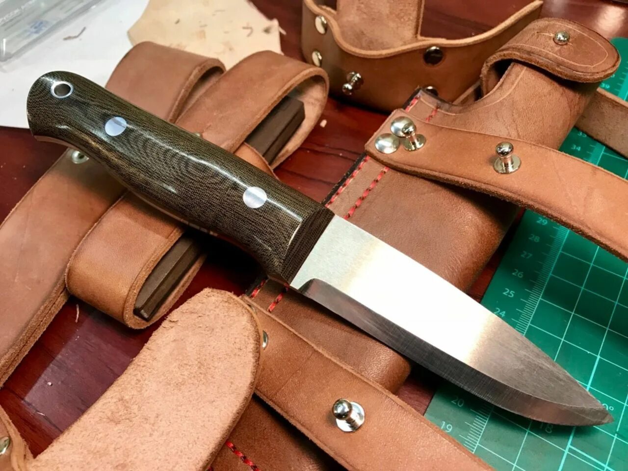 Ганза ножевой. Бивер НАЙФ ножны. Ножи beaver Knife. Ножевая спарка бушкрафт. Нож Knife бушкрафт.