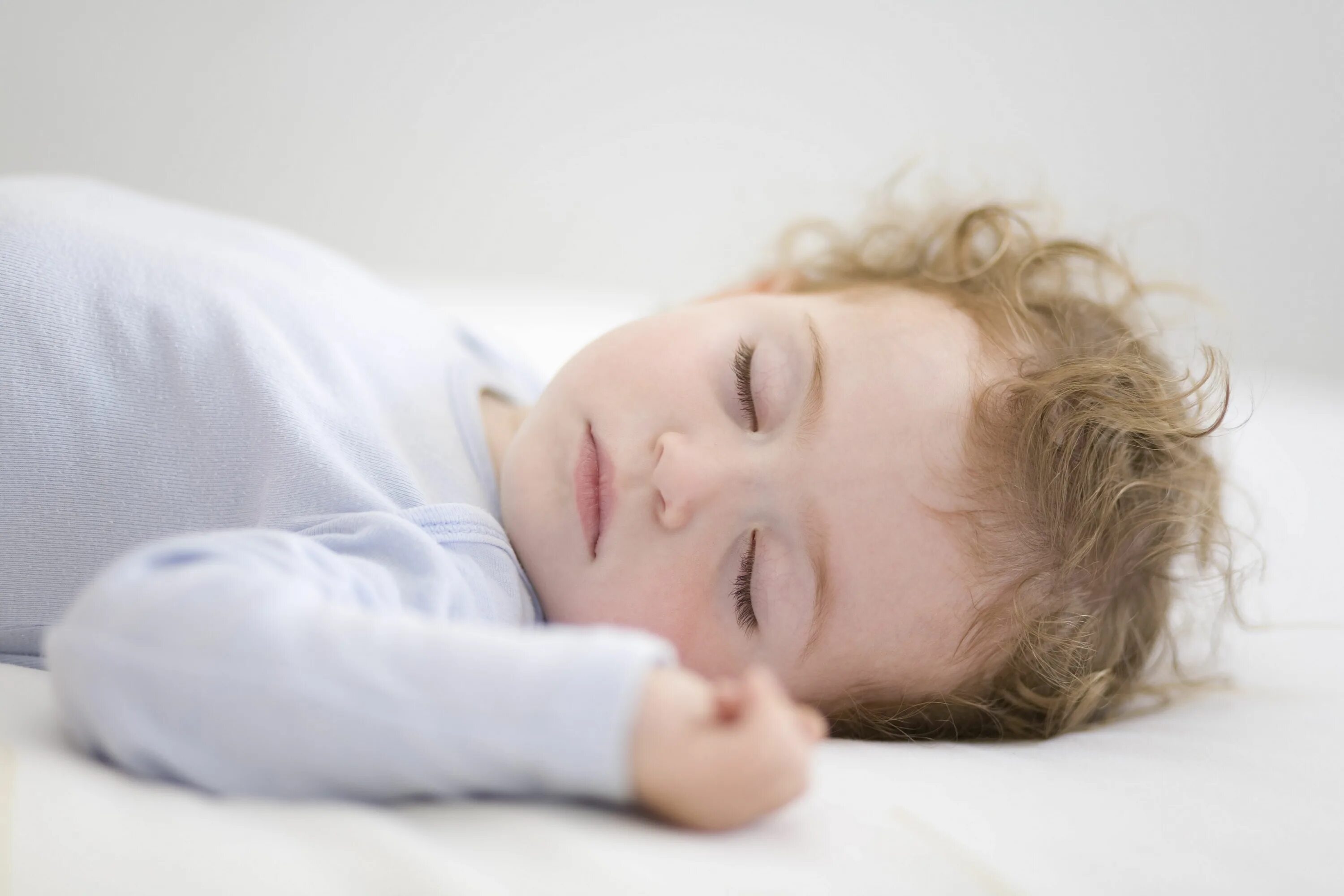 Baby sleep time. Спящие малыши. Спящий ребенок. Спящий ребенок. Baby paradise.