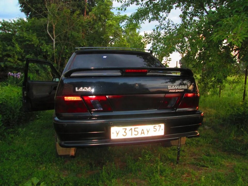 Задние фонари 2115 тюнинг. Задние фонари ваз 2115 street storm. Тюнинговые задние фары на ваз 2115. Тюнинговые задние фонари на ваз 2115. Светодиодные задние фары на ваз 2115.