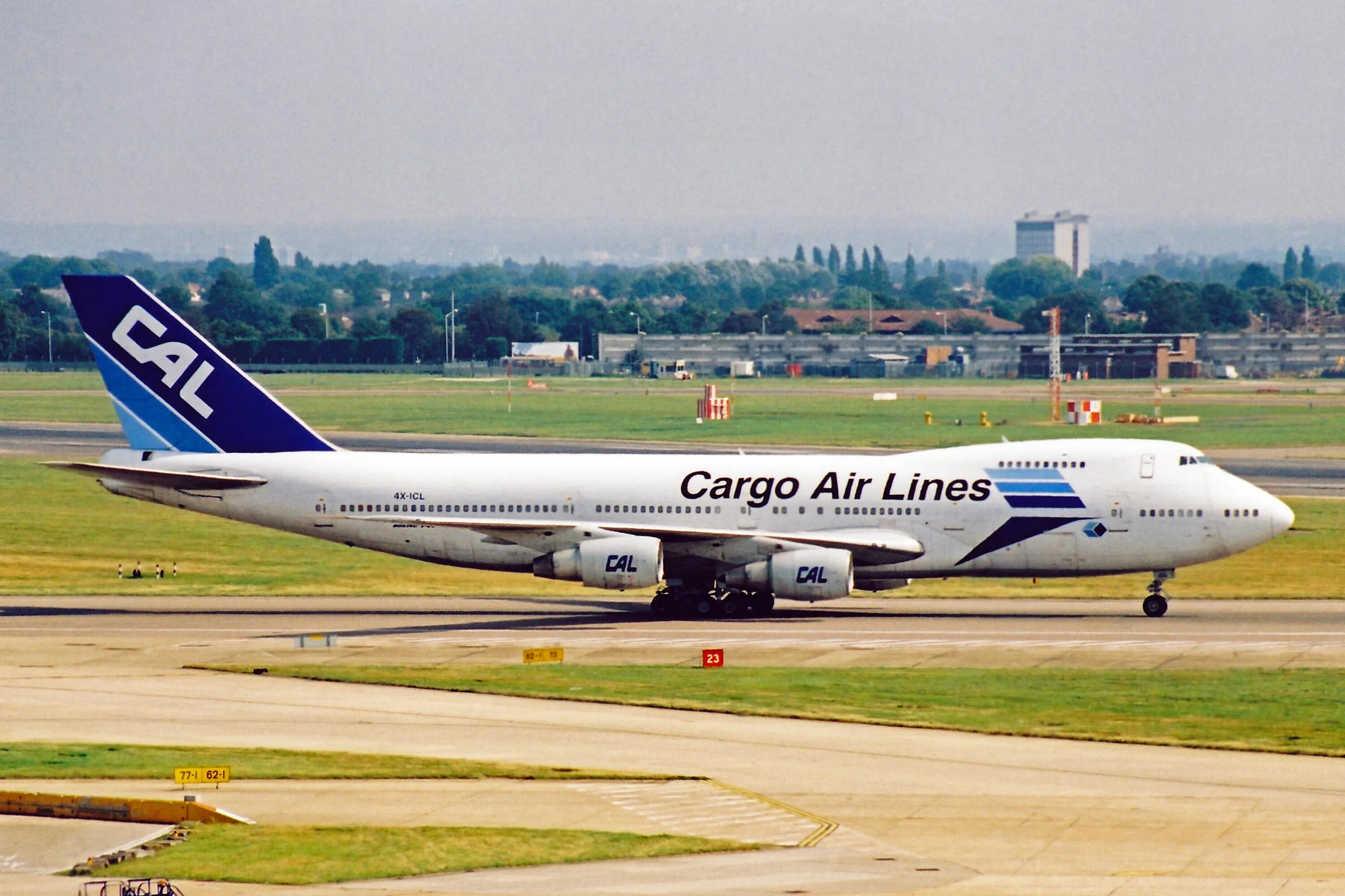 Cal Cargo 747. Cal Cargo Airlines. Боинг 747 авиакомпании гуантос. Боинг 747-400 в Туркменистане. Аир лайн