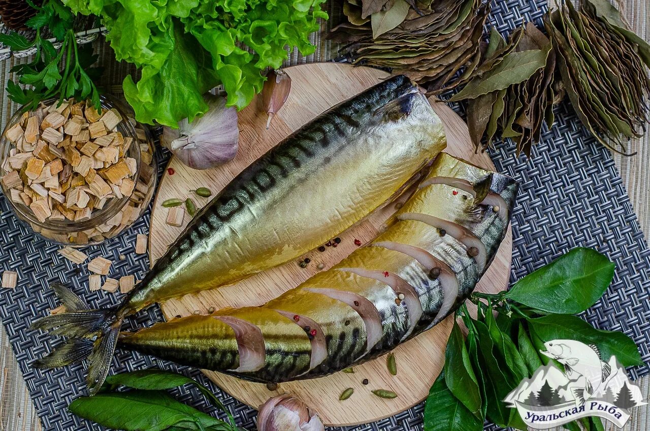 Скумбрия холодного и горячего. Скумбрия копченая. скумбрия холодного копчения. балык скумбрии холодного копчения. скумбрия б/г холодного копчения.