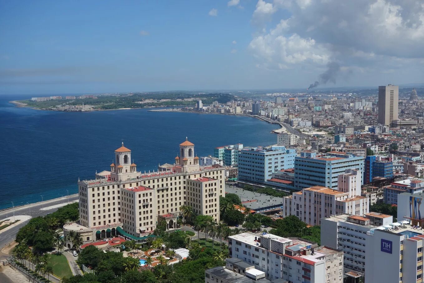 Столица Кубы Гавана. Гавана район Ведадо. Куба Гавана Ведадо. Гор Гавана Респ Куба.