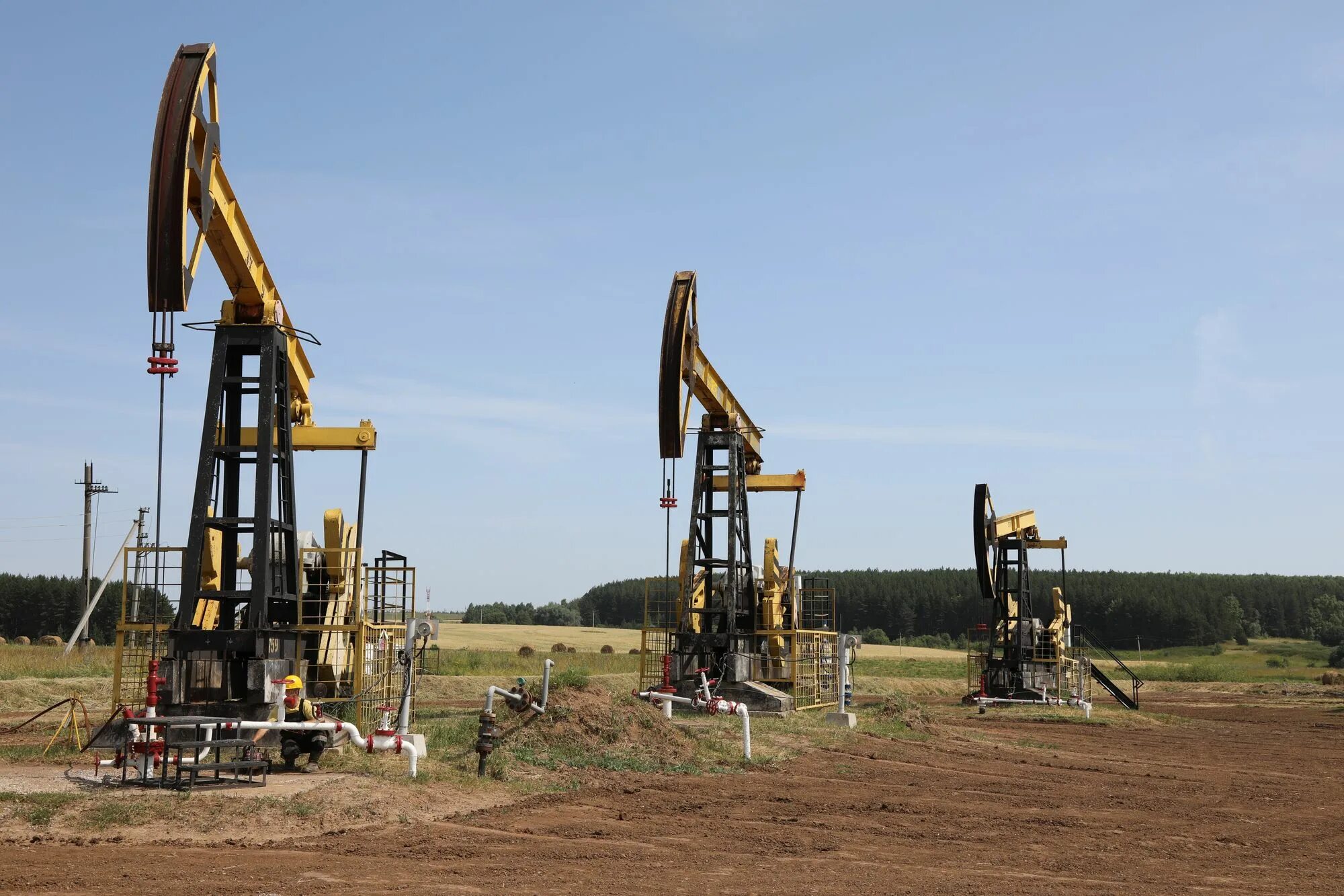 Ельниковское месторождение удмуртия на карте. Нефть удмуртия месторождения. Весеннее месторождение нефти удмуртнефть. Нефть удмуртия месторождения. Чутырско киенгопское месторождение нефти.
