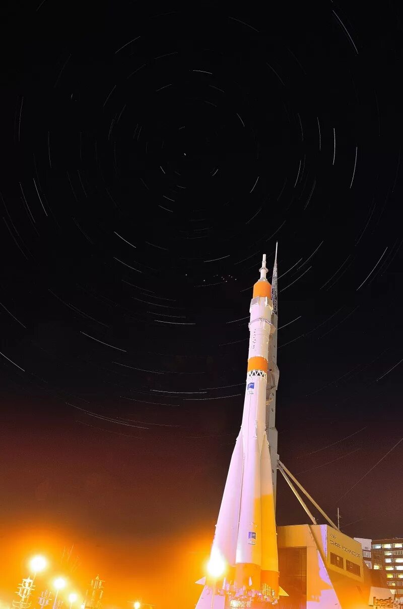 Space rocket center химки. Городская ракета. M30a2 ракета. Байконур памятник ракета. Байконур город космодром.