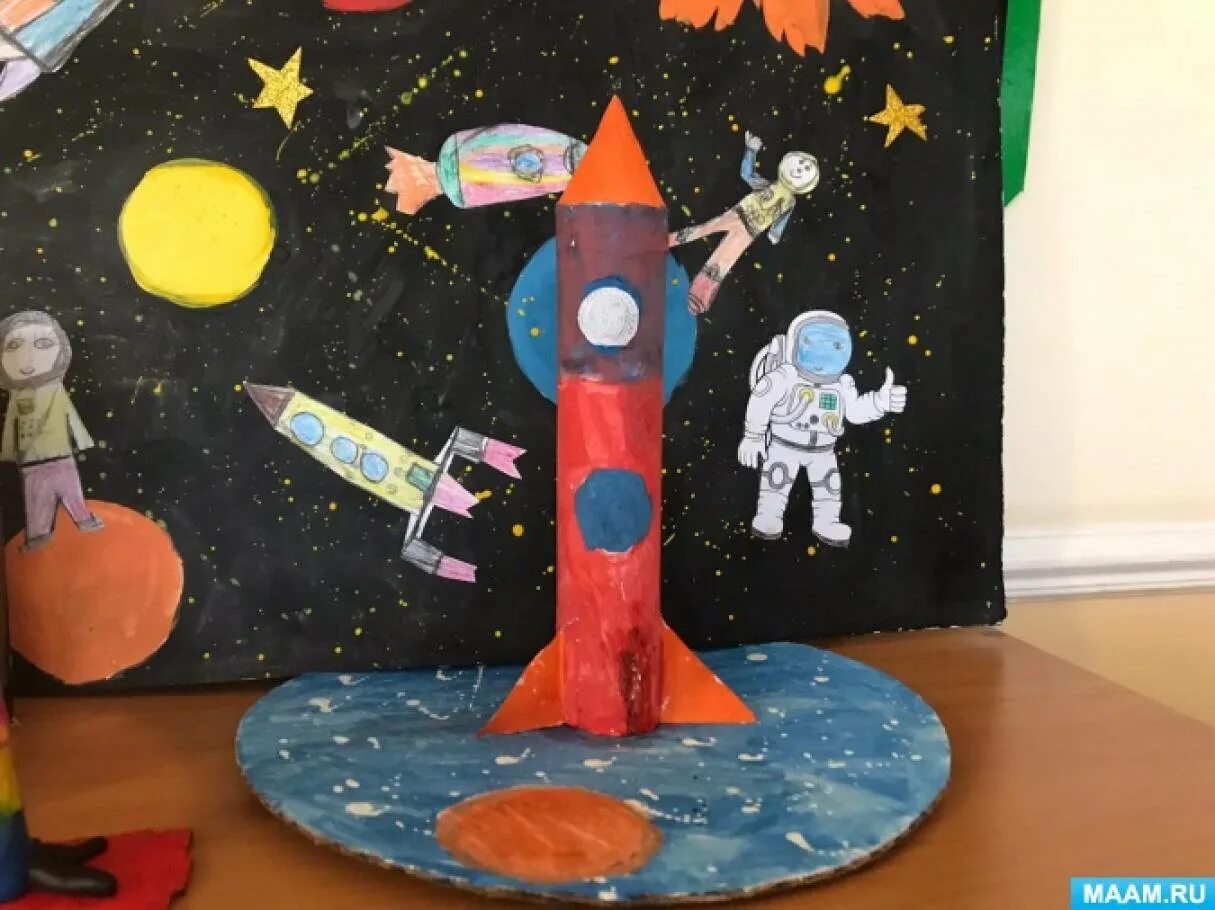Поделки котдню космонавтики. Поделка ко Дню космонавтики. Конкурс поделок день космонавтики в детском саду