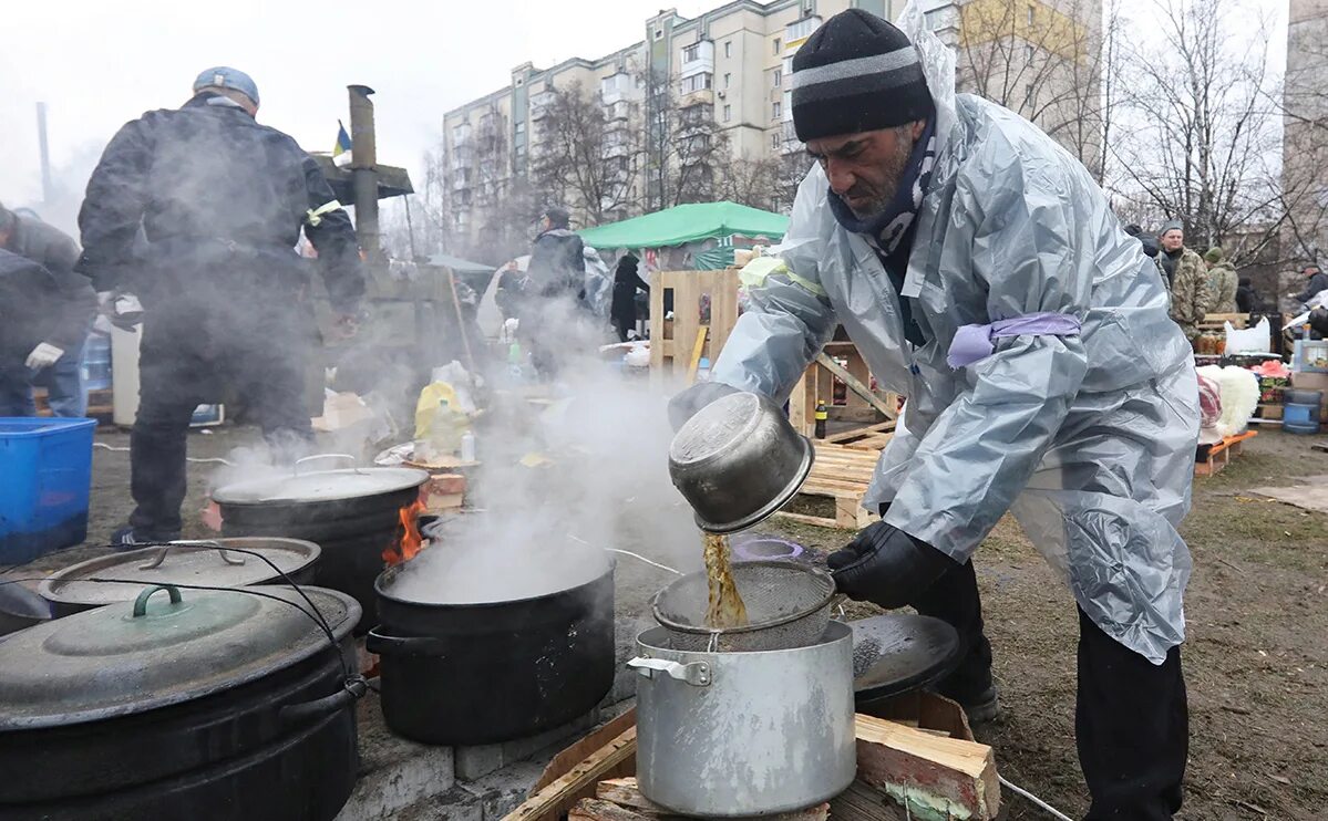 Последние новости сми украины на украинском. Гуманитарная катастрофа на Украине. Гуманитарная ситуация на Украине. Гуманитарная катастрофа в Киеве. Гуманитарная катастрофа на Украине 2022.