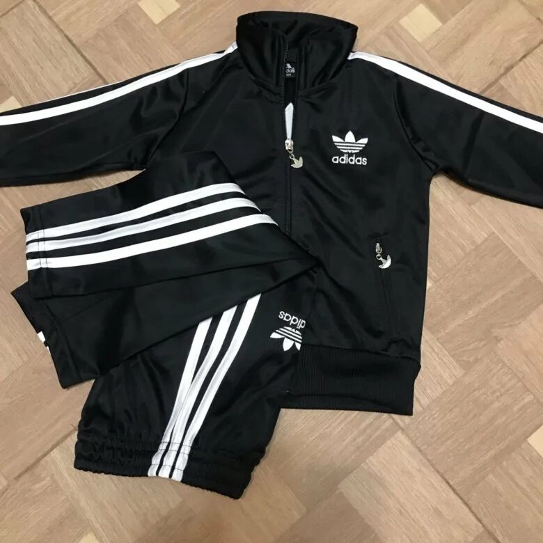 Спортивный костюм адидас классик. Adidas костюм gs3954. Костюм адидас 2007. Костюм адидас 2004. Костюм адидас черный.