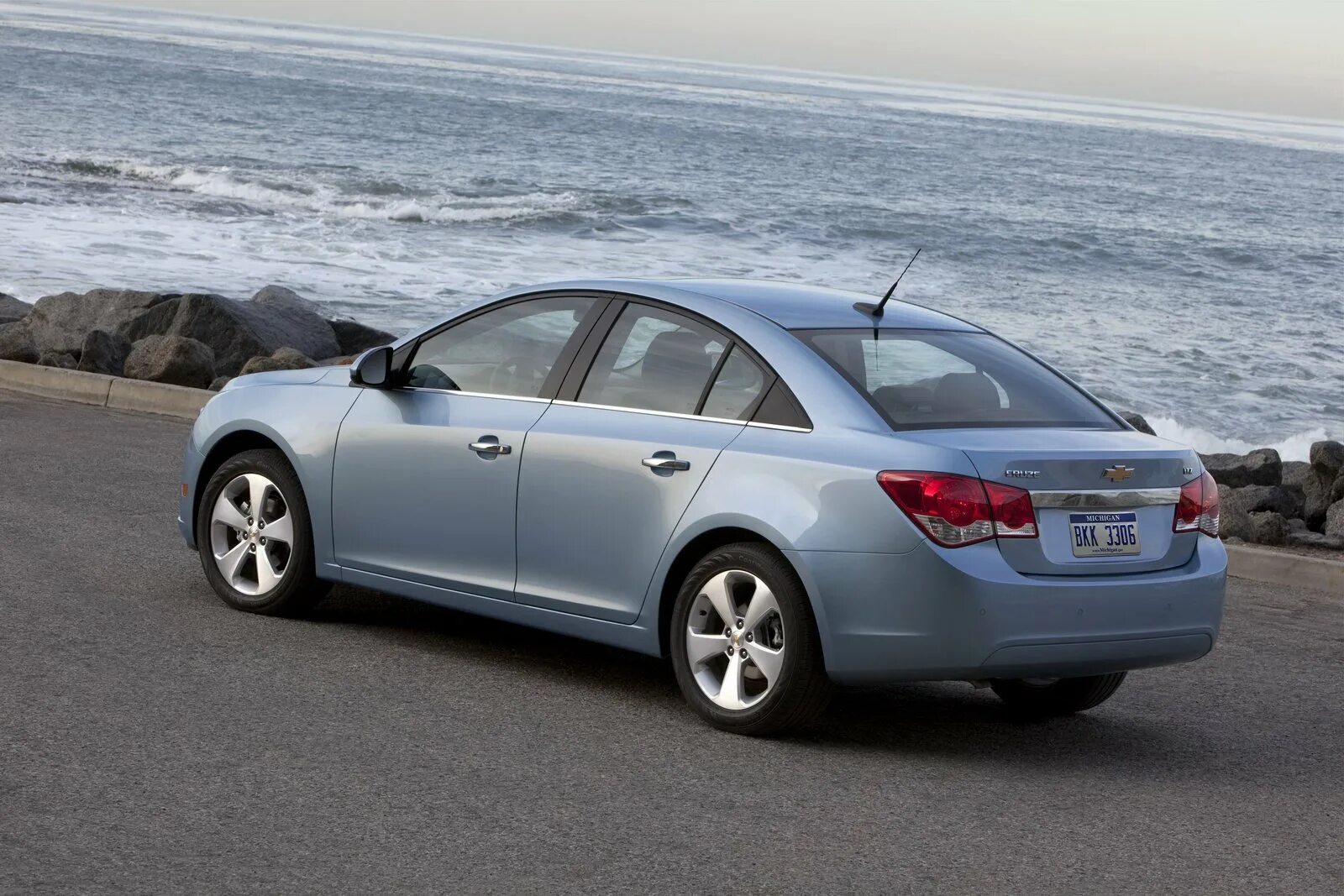 Седан г. Chevrolet cruze 2010. chevrolet cruze седан. chevrolet cruze j300. шевроле cruze седан.