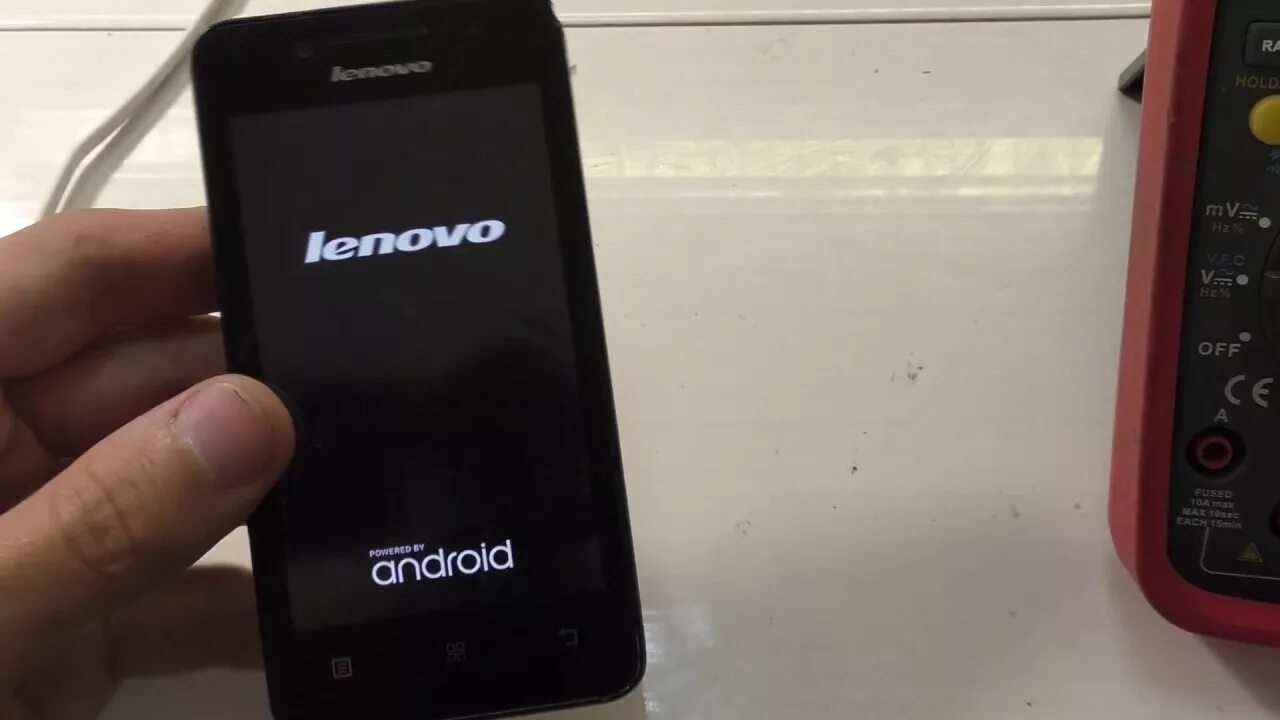 Lenovo a319. Леново включение. Телефон леново а319. Не включается леново телефон.