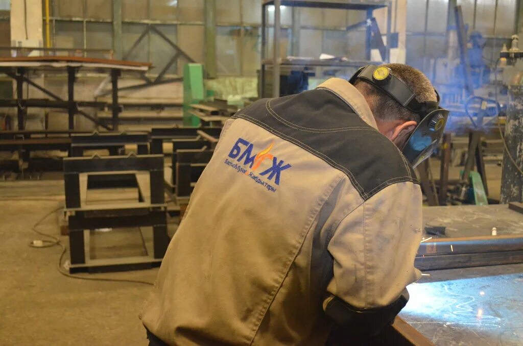 жби стрела. ош киргизия черемушки. новобратское акмолинской области. тоо старым. производственная аптека.