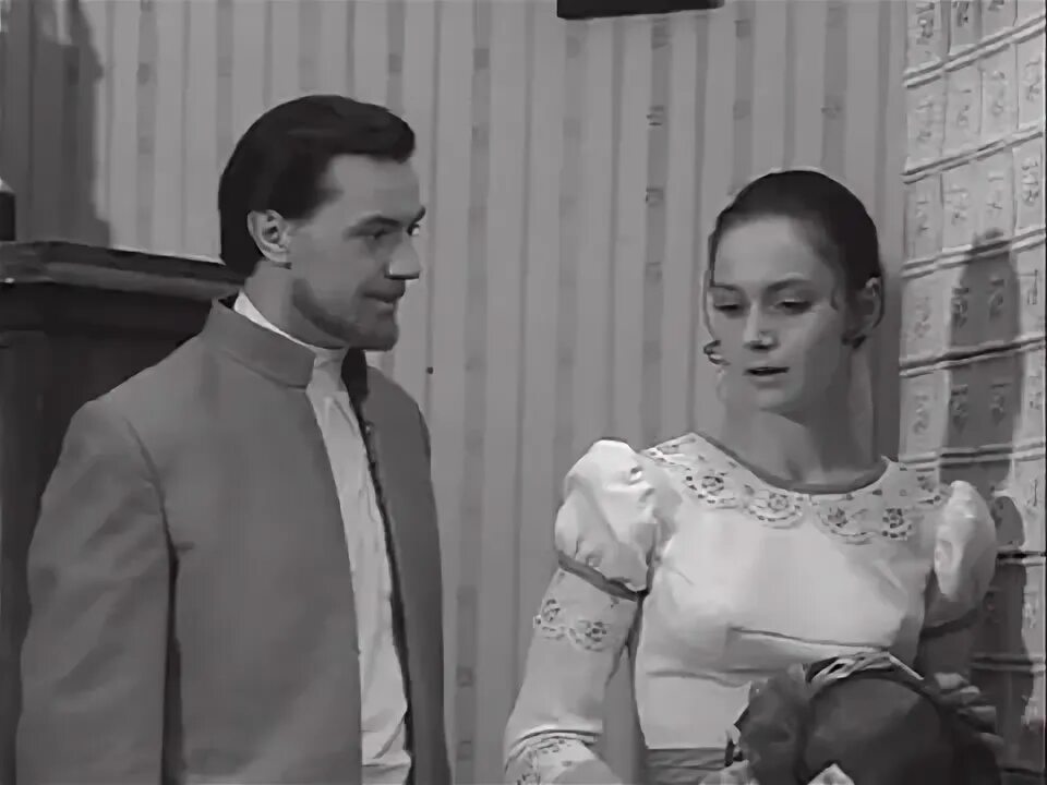 малый театр светит да не греет