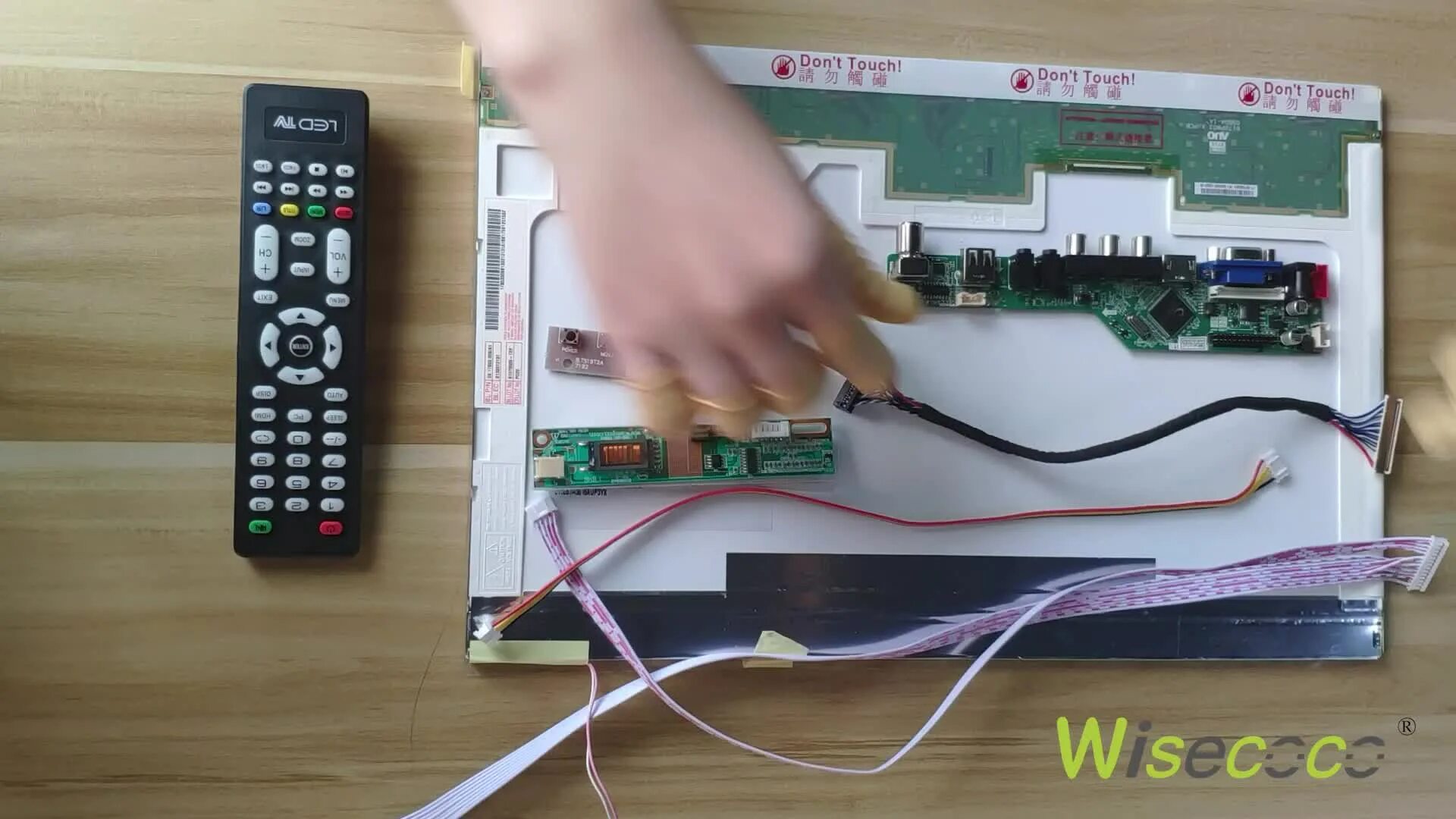 Как проверить монитор на работоспособность без компьютера. Lvds кабель 30 pin распиновка для матрицы. скалер для матрицы планшета 7 дюймов. скалер для матрицы телевизора 32 дюйма. скалер для монитора 30 pin.
