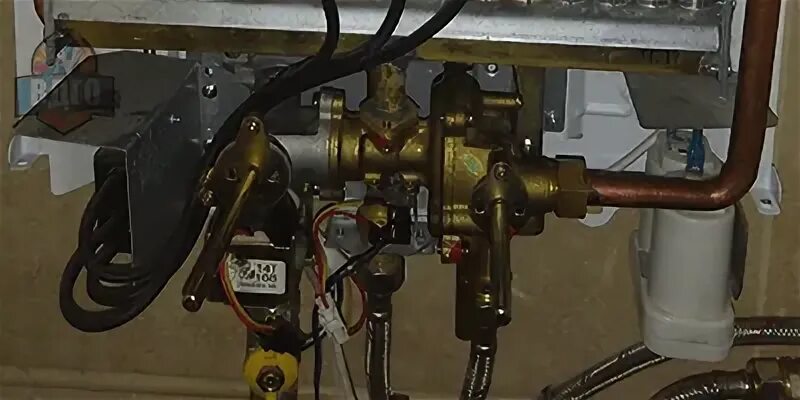 Газовая колонка отключается через минуту