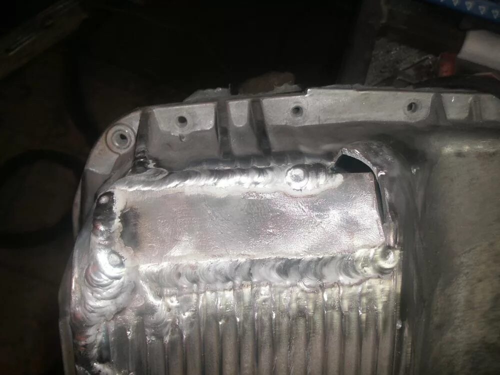 Аргонная сварка поддона картера. Аргонная сварка поддона картера. Ремонт поддона двигателя. Поддон двигателя зил 130. Ремонт поддона двигателя.