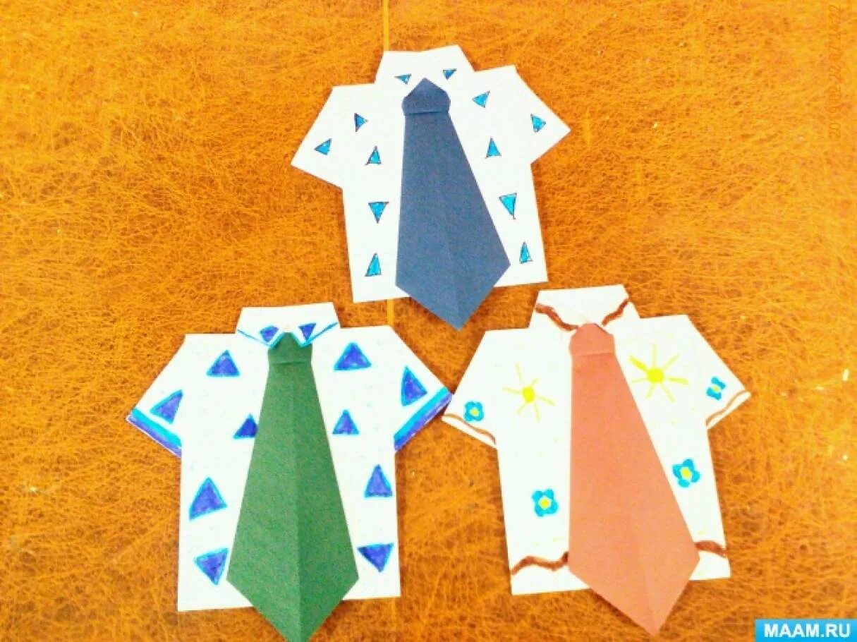 Конверт рубашка к 23 февраля. Рубашка на 23 февраля. Поддподделка на 23 февраля. Открытка в виде рубашки. Поделка рубашка с галстуком.