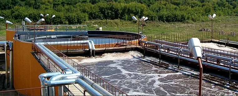 Эколос нефтеуловитель. Открытые нефтеловушки. Очистные сооружения нефтепродукты. Очистная станция вайнхайм (германия) метантенки. Очистные сооружения в протвино.