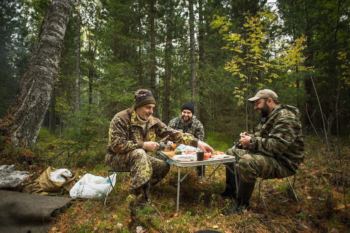 Охота в тайге в2022222222222. Охота и рыбалка. Охотник в тайге. Охотник в лесу.