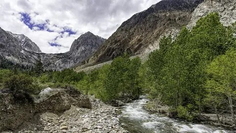 Слушать реки и горы