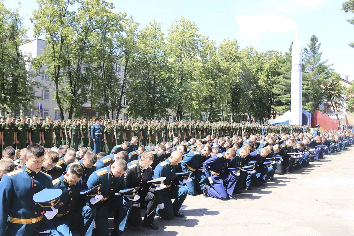 Высшее военное училище ракетных войск. Военная Академия РВСН имени Петра Великого Серпухов. Филиал Академии РВСН Серпухов. Филиал военной Академии РВСН Серпухов 2019. Курсанты РВСН Серпухов.