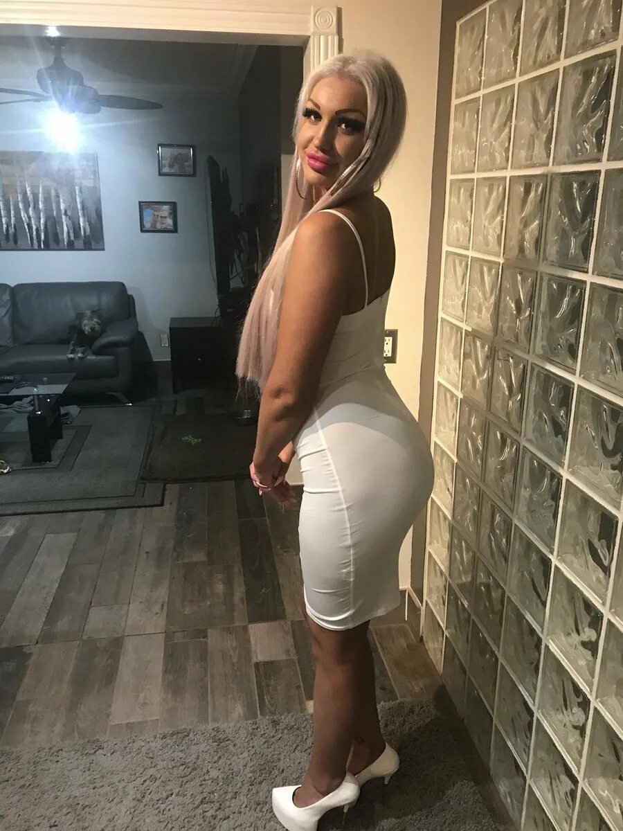Kada love в молодости. Када лав. Kada love dress. Бренди лав макияж. Порнозвезды без макияжа.