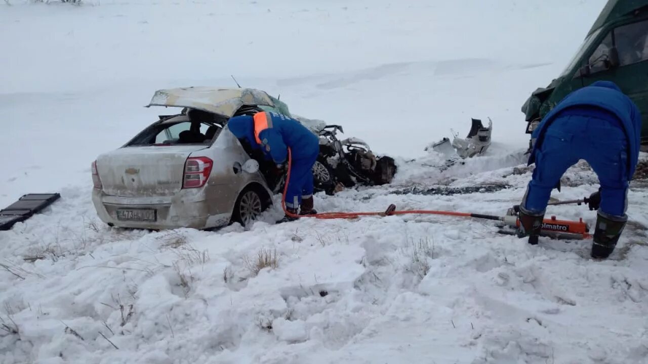 Камаз машина 2023. Междугородный автобус дтп. Галич авария произошла на трассе. 2022. Трасса.