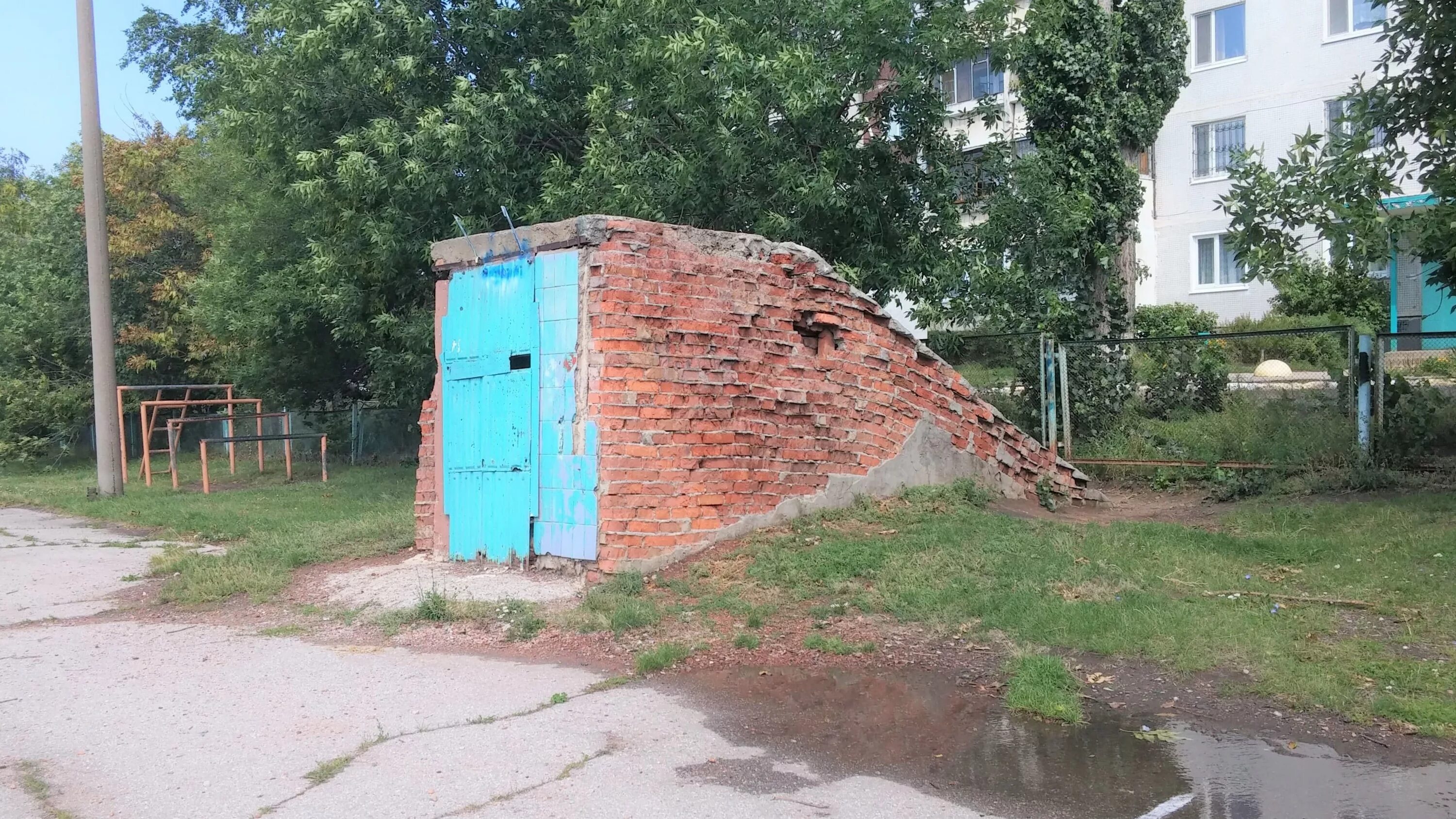 Бомбоубежище в тольятти. Бомбоубежище в Ульяновске. Бомбоубежища Ульяновска 2022. Карта бомбоубежищ Ульяновск. Заброшенный бункер в Ульяновск.