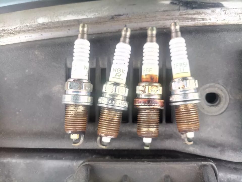 1882911050 ngk. Свечи hyundai i30. Свечи hyundai i30. 6 2010. Свечи hyundai i30.