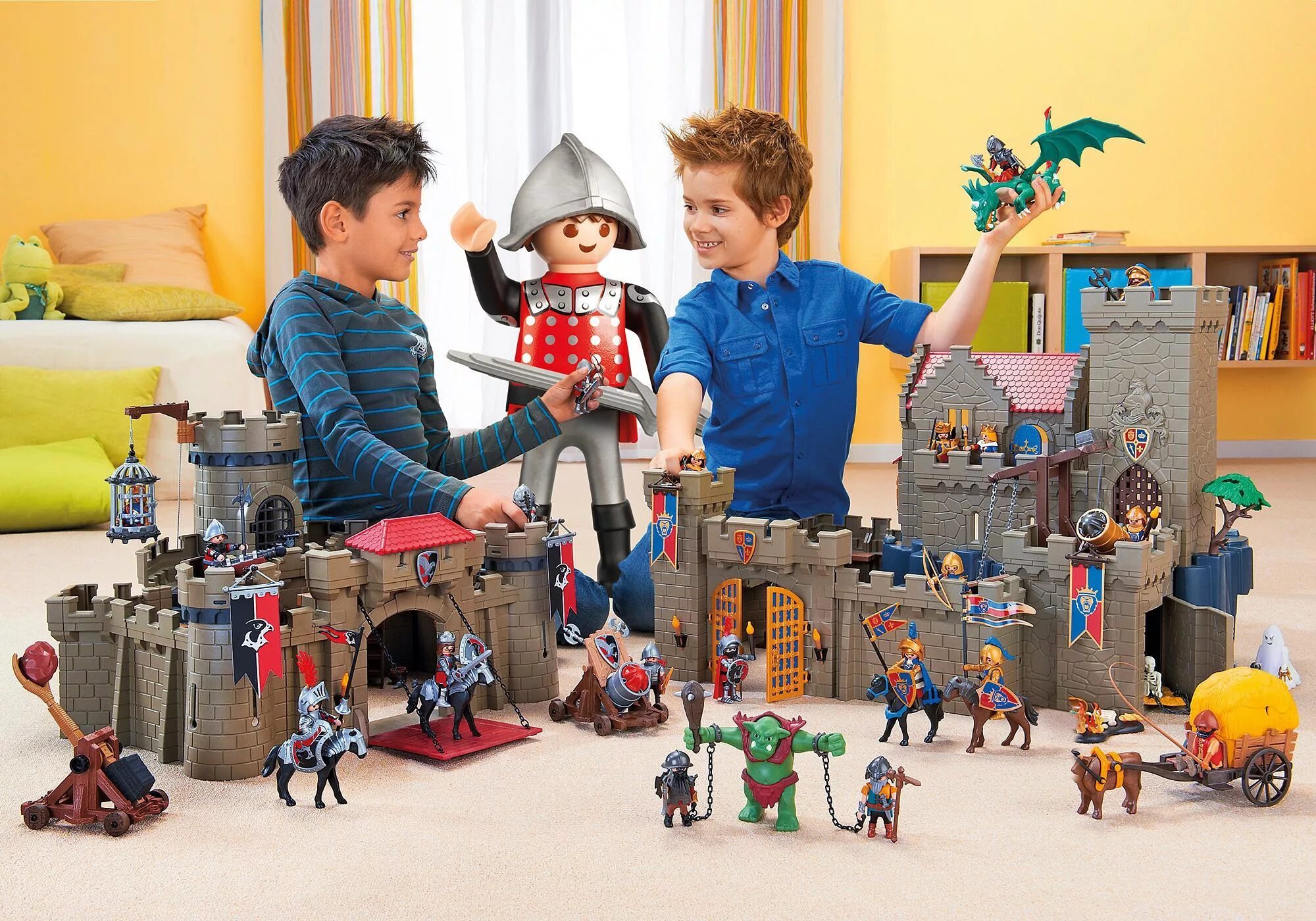 Игрушки год и восемь. Playmobil 4895. Playmobil рыцарь 4895. Playmobil рыцарь XXL.