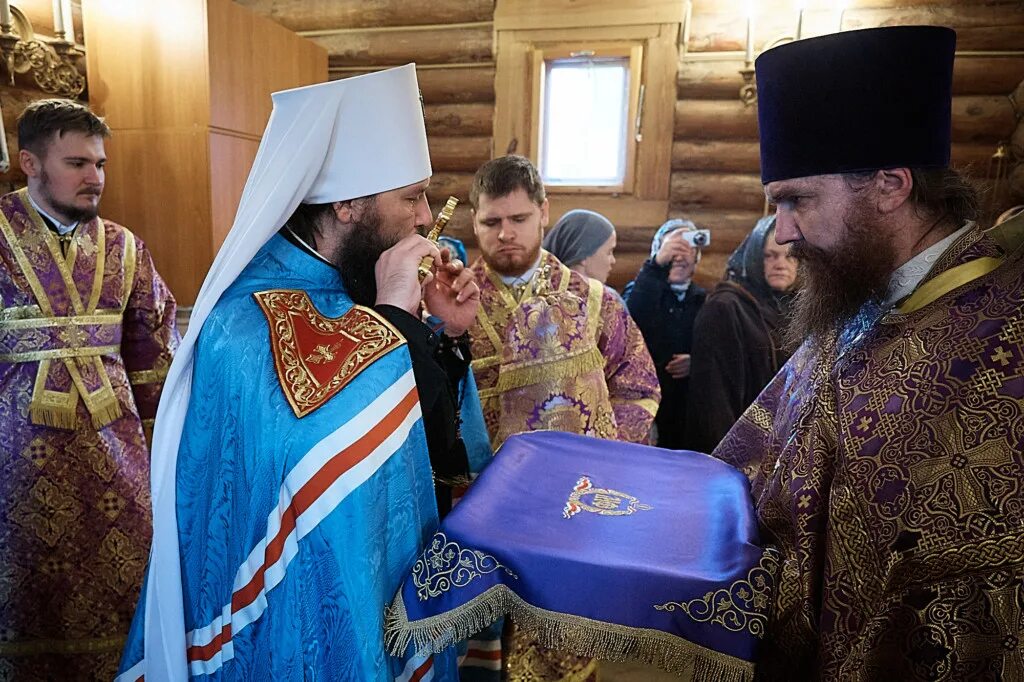 сегодня служилась литургия