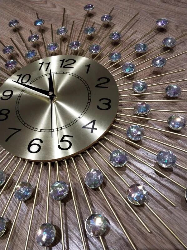 Магазин часы маркет. Часы настенные. Часы настенные необычные. Современные настенные часы. Красивые часы.