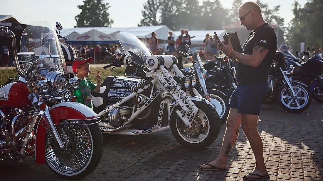 Байк фест 2024. Суздаль блюз байк фестиваль. Suzdal Blues-Bike Festival 2023. Блюз байк фестиваль в Суздале 2024. Суздаль фестиваль байкеров 2023.