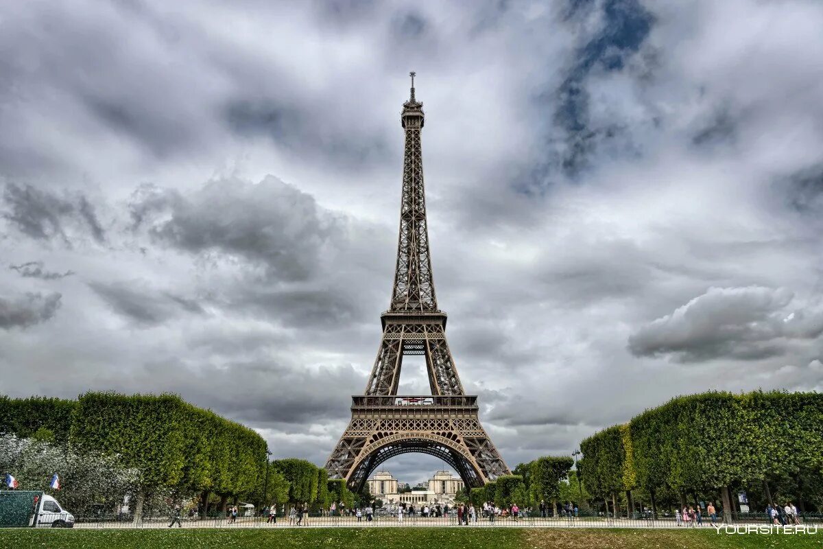 Эйфелева башня картинки. Эйфелева башня (la tour eiffel). эйфелева башня (париж), арх. эйфель.. эйф башня. чудеса света эйфелева башня.