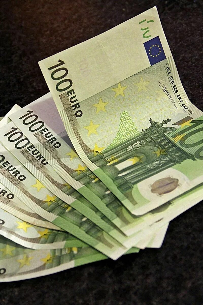Сколько будет 600 евро. Сколько будет 600 евро. 500 евро валюта. Сколько будет 600 евро. 1 вирт в рублях.