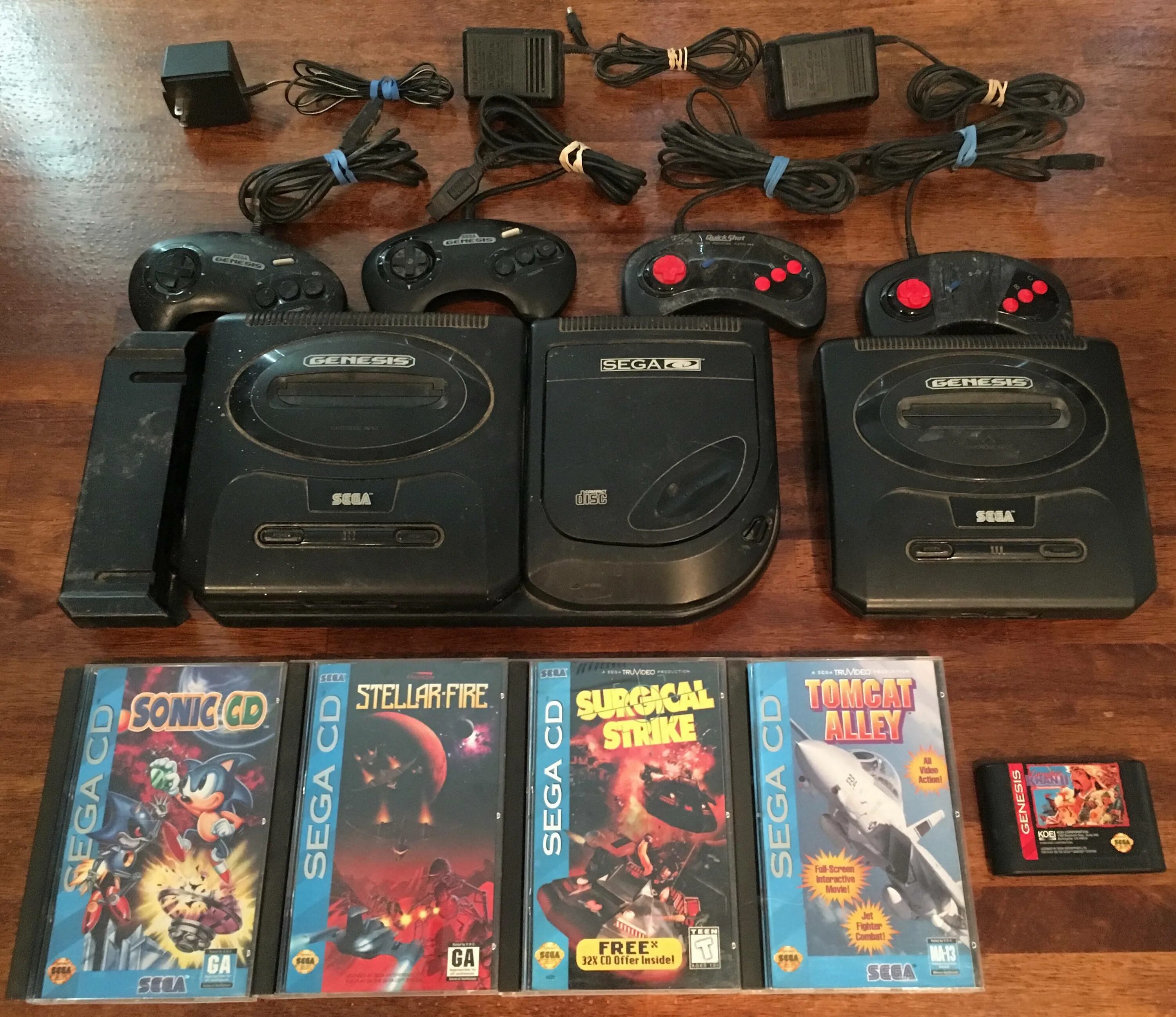 Sega игры купить. Sega CD 32. Sega Genesis 32x Plus CD. Sega 32x коробка. Sega Mega CD игры.